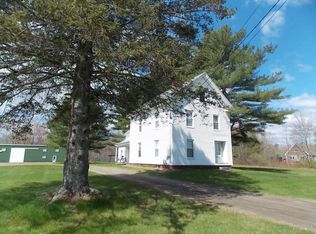 1040 Warren Hill Rd, Palmyra, ME 04965