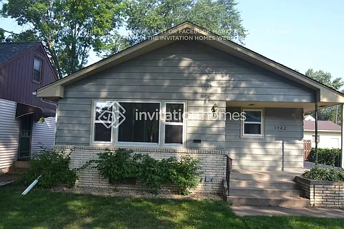 3942 Polk St NE Photo 1