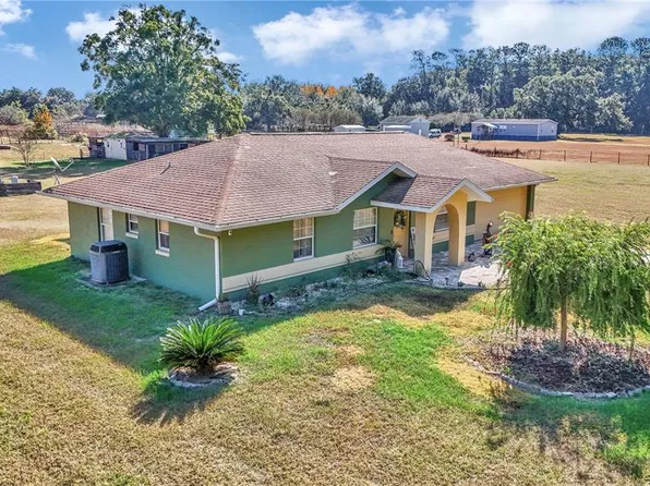 16391 S Magnolia Ave, Summerfield, FL 34491