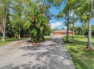 720 15th St NW, Naples, FL 34120