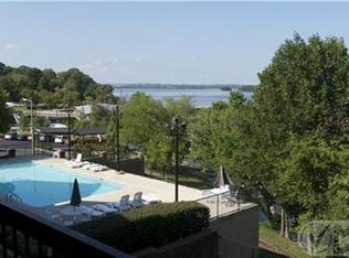 2113 Lakeshore Dr, Old Hickory, TN 37138