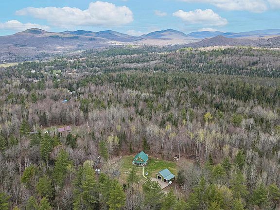 3rd image of 1031 Ladd Road