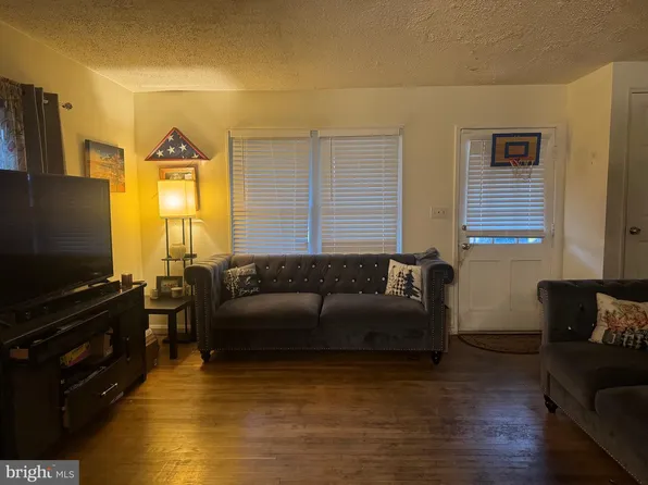 4719 Williston St, Baltimore, MD 21229