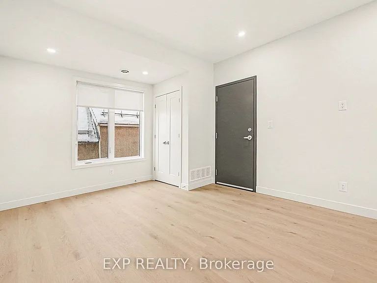 1301 Dorchester Ave — Photo 6