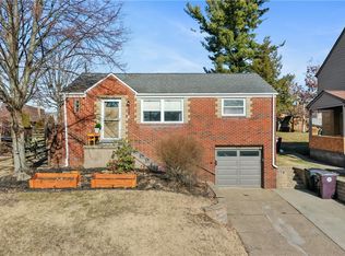 638 Blossom Dr, Pittsburgh, PA 15236