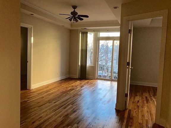 5th image of 1200 W Pratt Blvd APT 207