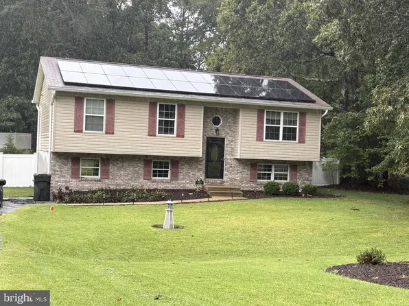 6551 Quiet Ct, Saint Leonard, MD 20685