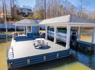 257 Fletch Ada Ln, Leasburg, NC 27291