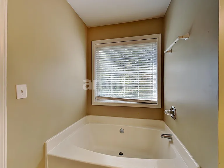 2854 Rhonda Dale Dr — Photo 13