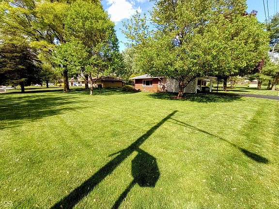 4th image of 7017 McLain Dr