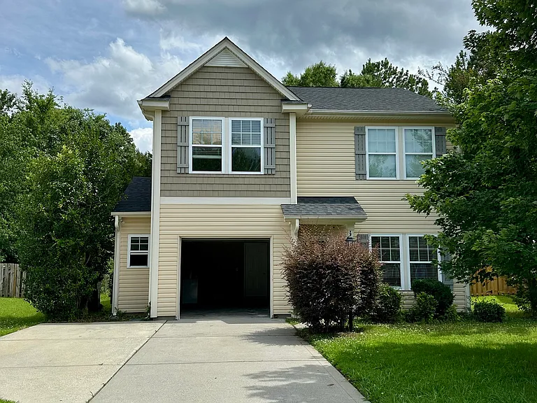 15713 Lakepoint Forest Dr — Photo 2