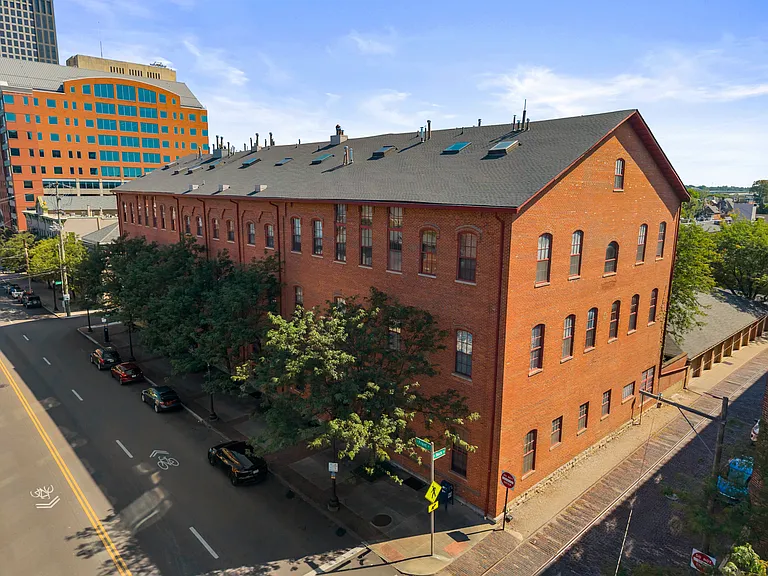 544 S Front St #315 — Photo 44