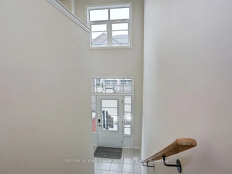 37 Sissons Way — Photo 5