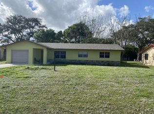 2709 Navajo Ave, Fort Pierce, FL 34946