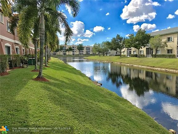 5th image of 7919 Catalina Cir #7919