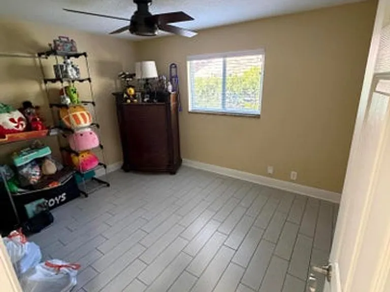 147 Alcazar St — Photo 9