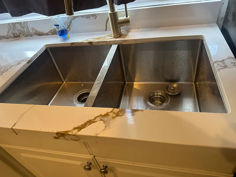 919 Cherokee Ln — Photo 15