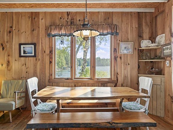 4th image of 7 Crooked Spruce Drive S