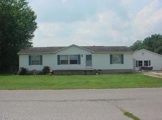 271 Budig Dr, Aberdeen, OH 45101