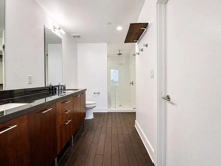 603 Davis St #1207 — Photo 7