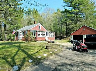 264 Chestnut Hill Rd, Glocester, RI 02814