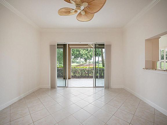 4th image of 2365 Mont Claire Dr Unit 102