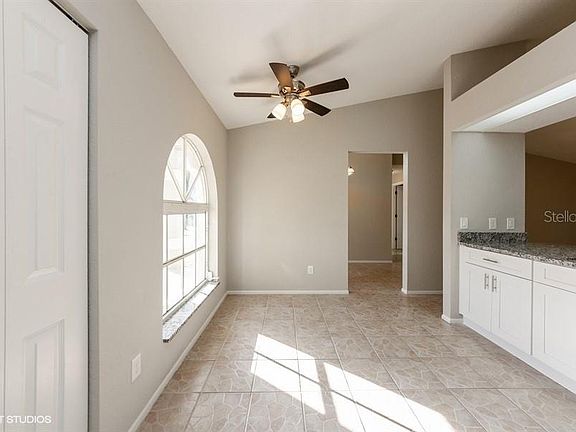 5th image of 4292 Renova Ave