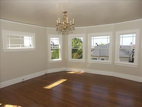 3rd image of 210 Santa Ana Ave