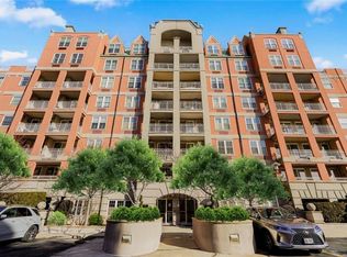 135 Oceana Dr E APT 4D, Brooklyn, NY 11235