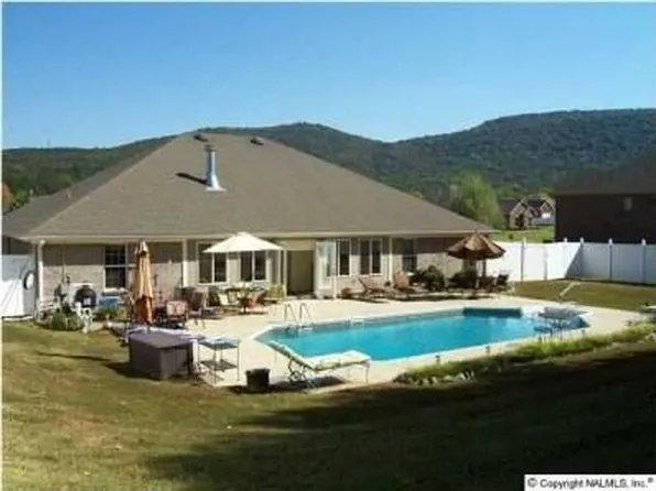 152 Valley Stone Rd, Huntsville, AL 35811