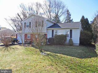 1546 Wheatfield Ln, Warminster, PA 18974