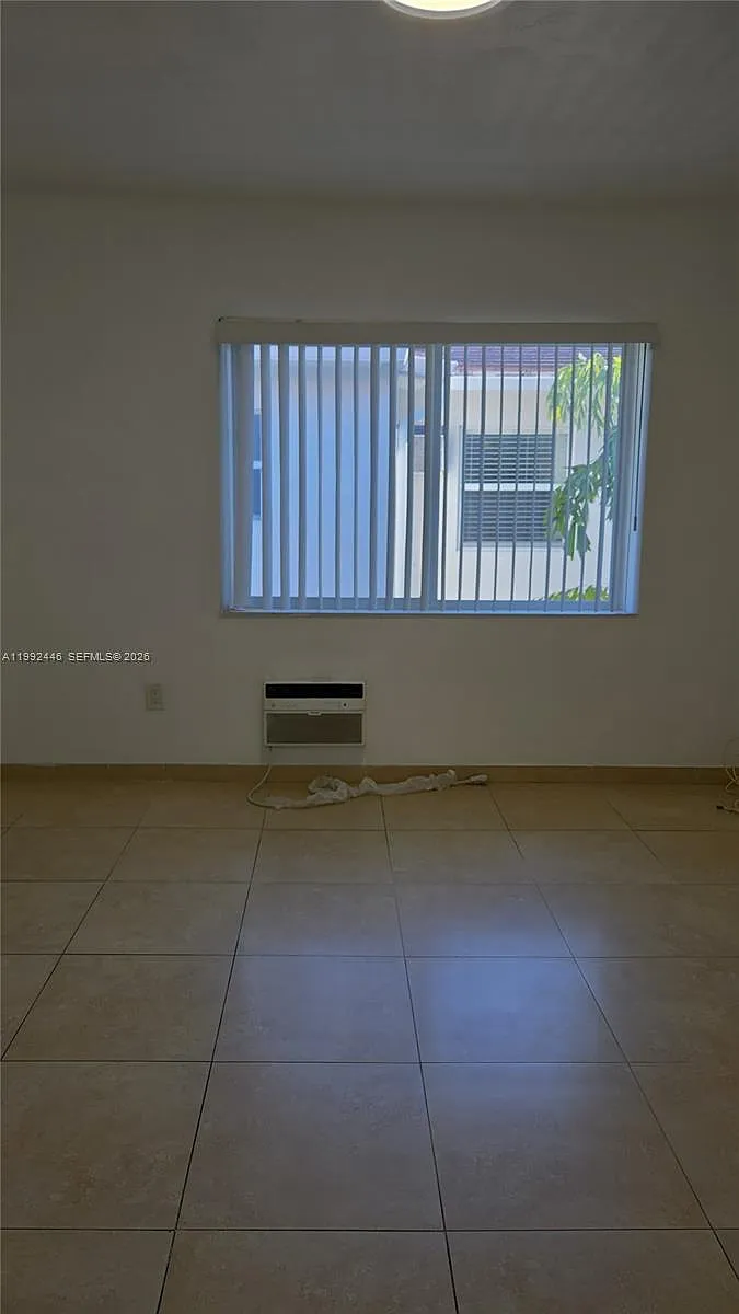 Building Photo - 9473 Abbott Ave #7