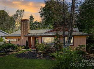 9 Glen Meadows Rd, Arden, NC 28704