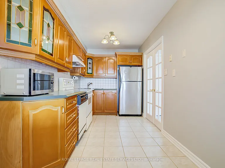 250 Scarlett Rd #206 — Photo 13