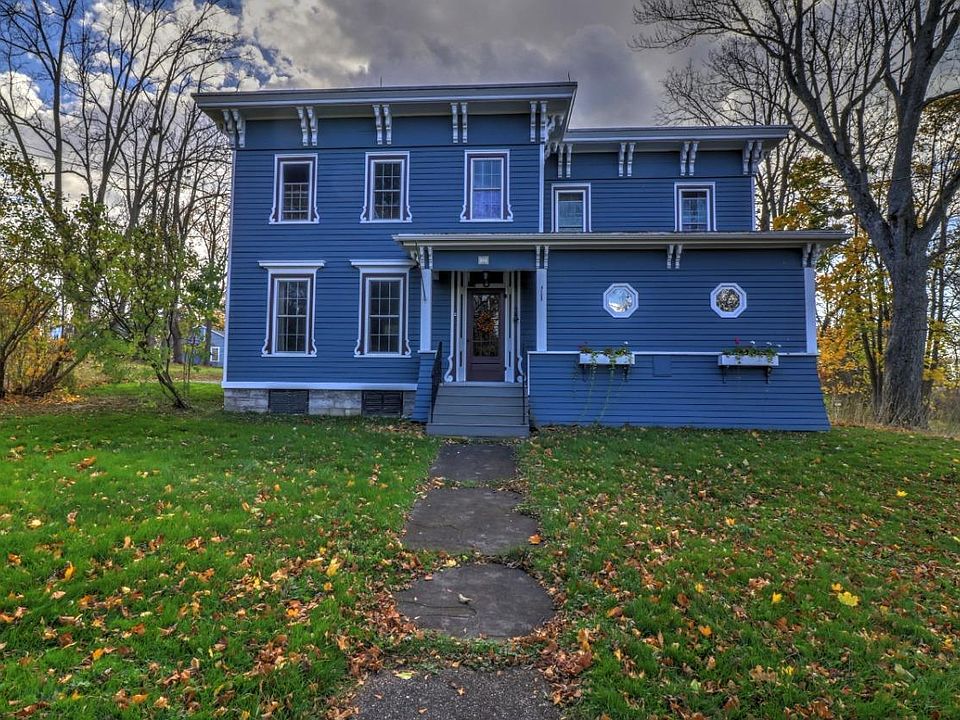 2 Center St, Union Springs, NY 13160 Zillow
