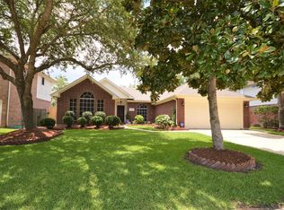 15806 Webelos St, Friendswood, TX 77546
