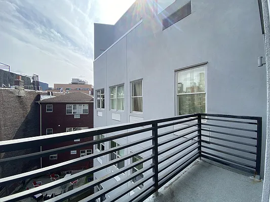 Rented by Compass | media 14