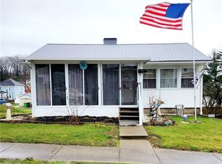 1613 Hay Ave, Coshocton, OH
