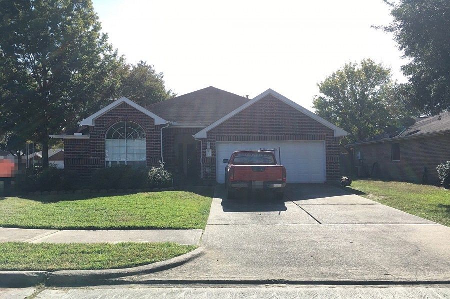 1st image of 18603 Seaton Dr