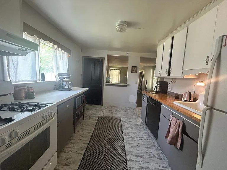 501 N 4th St — Photo 10