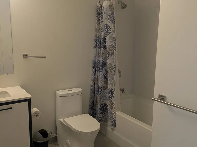 1808 Saint Clair Ave W #1005 — Photo 15