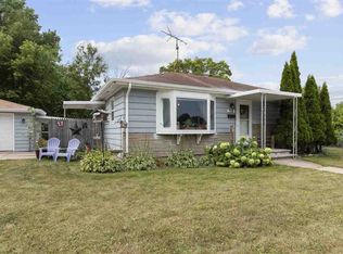 728 Adams St, Neenah, WI 54956