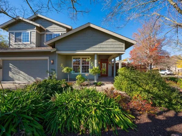 826 Signorelli Circle, St. Helena, CA 94574