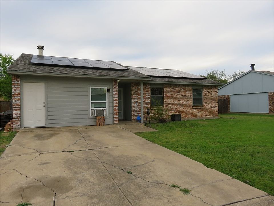 3213 Heritage Ln, Forest Hill, TX 76140 Zillow