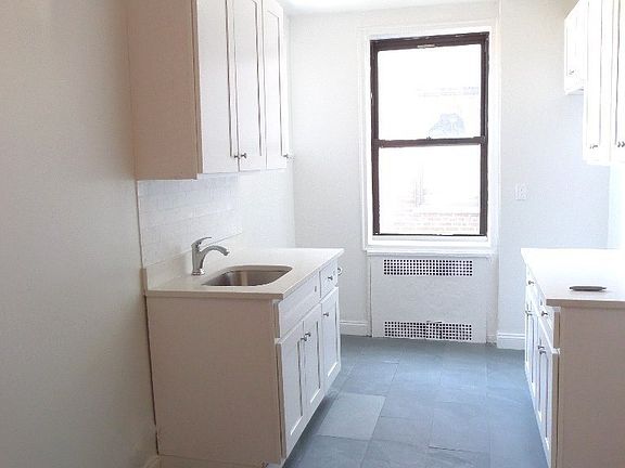 5th image of 720 Saint Marks Ave APT 6F