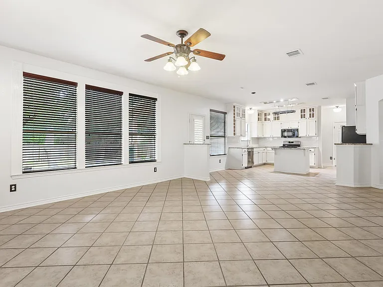 2604 Stenson Dr — Photo 13