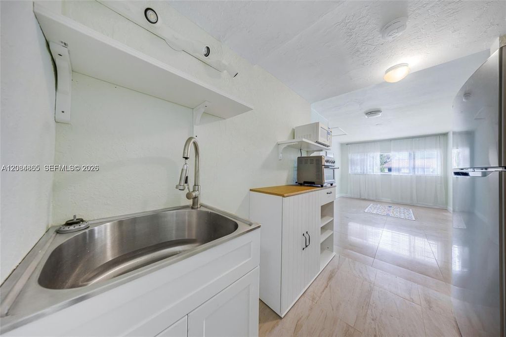 1320 NE 27th Ave #3, photo 7