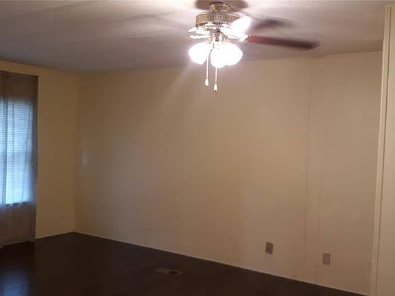 4th image of 722 Royal Palm Ave