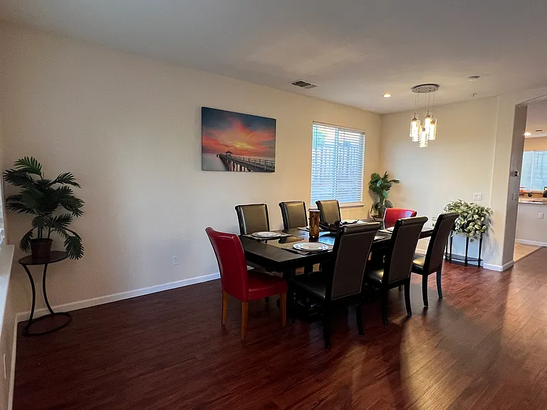 274 Altadena Cir — Photo 10