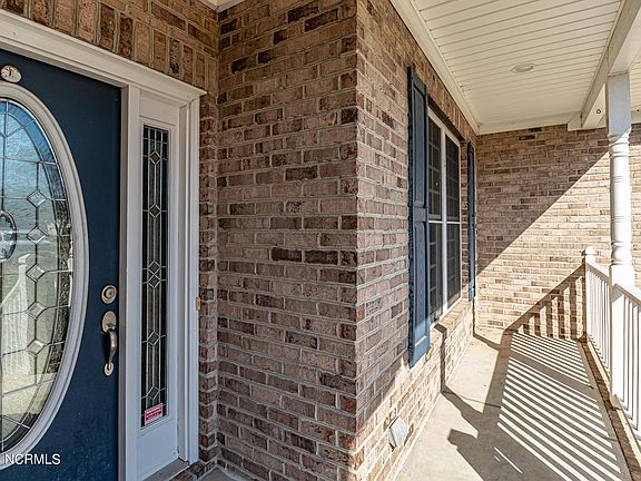 4th image of 107 N Woodridge Drive